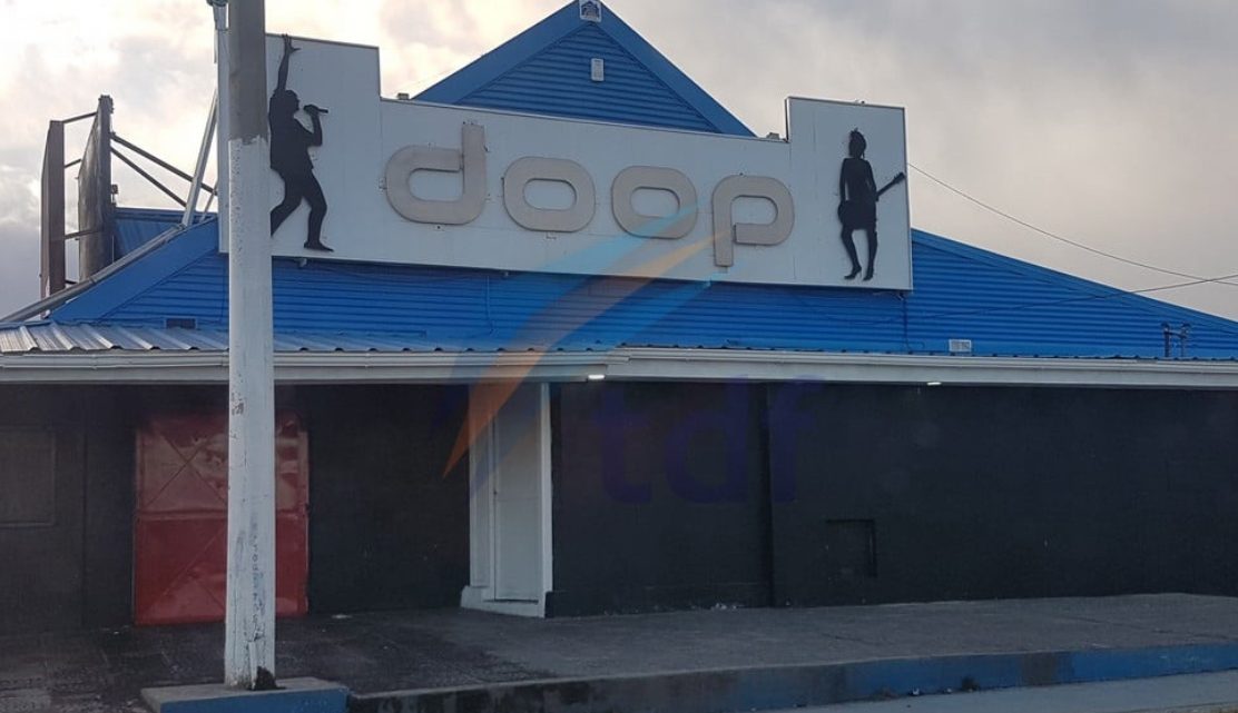Policía apartado del servicio tras ser denunciado por golpes en una fiesta por un ex dirigente del SUTEF Policía apartado del servicio tras ser denunciado por golpes en una fiesta por un ex dirigente del SUTEF