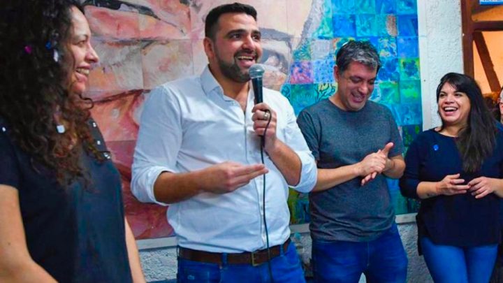 “Tenemos la responsabilidad de votar a conciencia, podemos recuperar los derechos que perdimos”, dijo Avila