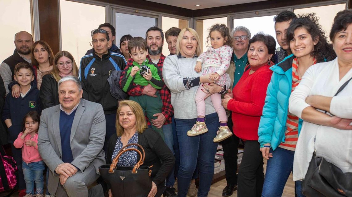 BERTONE FIRMÓ LOS CONTRATOS PARA 2 NUEVAS OBRAS DE GAS BERTONE FIRMÓ LOS CONTRATOS PARA 2 NUEVAS OBRAS DE GAS