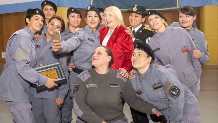 LA GOBERNADORA PRESIDIÓ EL DÉCIMO ANIVERSARIO DEL SERVICIO PENITENCIARIO PROVINCIAL