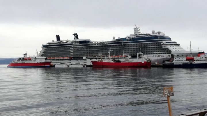 CON 312 METROS DE LARGO LLEGÓ A #USHUAIA EL BUQUE MAS GRANDE DE LA TEMPORADA