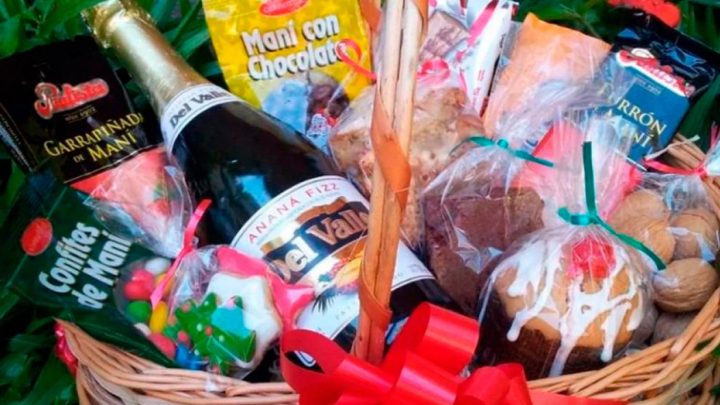 El Gobierno Acordó Con Los Supermercados Una Canasta Navideña A $199