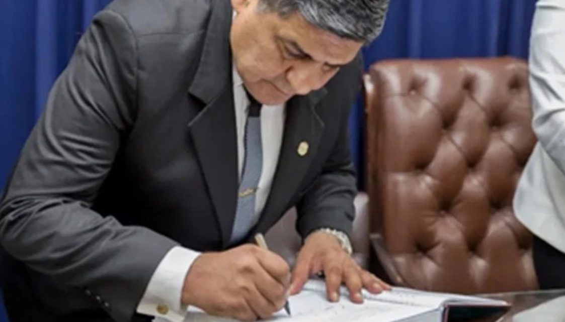 Salariazo con 90 por ciento de aumento Salariazo con 90 por ciento de aumento