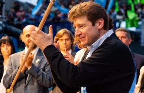 MELELLA RATIFICA EL AUMENTO DEL 90% PARA FUNCIONARIOS POLÍTICOS﻿