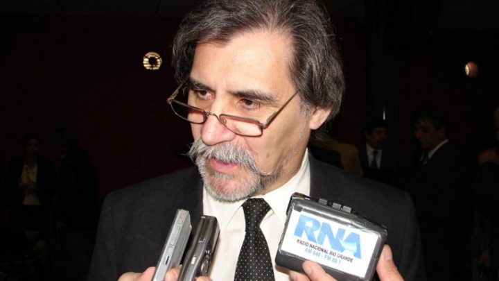 Presuntos Vínculos De Vallejos Con Servicios De Inteligencia De La Dictadura El Nuevo Jefe De Gabinete Fue Escrachado Hace Algunos Años Por Sus Presuntos Vínculos Con Servicios De Inteligencia En La Dictadura Militar