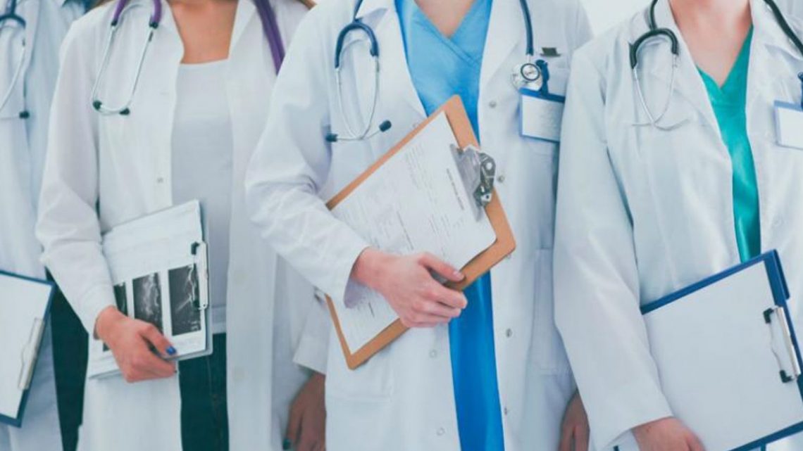 El ministerio de salud lanza convocatoria para médicos residentes