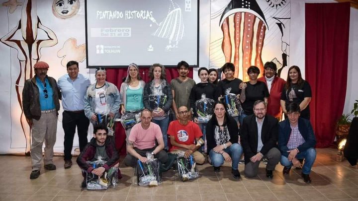 Tolhuin El Intendente Daniel Harrington y autoridades municipales presenciaron el lanzamiento del 1er Encuentro Provincial de Muralistas Fueguinos “Pintando Historias”, coordinado por la Dirección de Cultura y Educación del Municipio de Tolhuin.