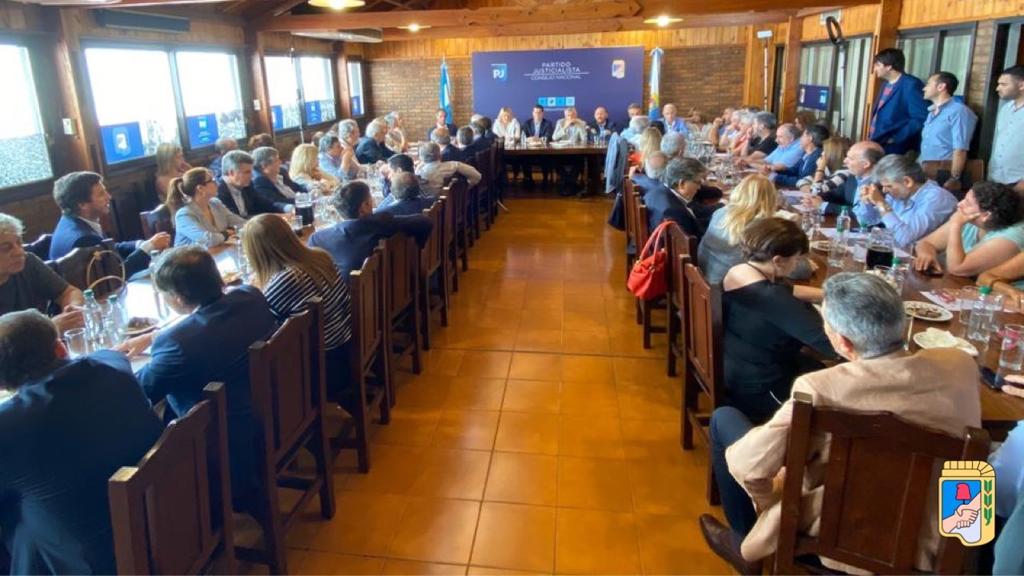 Bertone Participó De La Reunión Del Consejo Nacional Del Partido