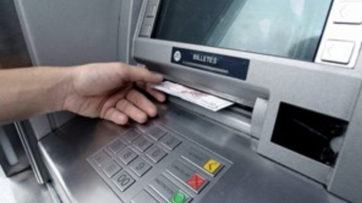 Cuándo se cobra el bono de 10 mil: ya hay fecha de pago para los que no cobraron