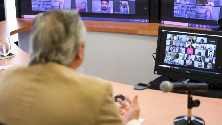 Coronavirus COVID-19: El Presidente mantuvo una videoconferencia con miembros del Grupo de Puebla