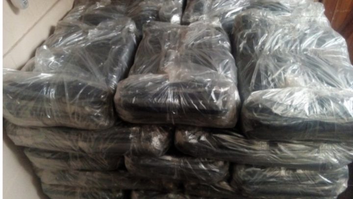 $876.000 En Bolsas Mortuorias, Barbijos Y Camisolines A Empresa De Publicidad