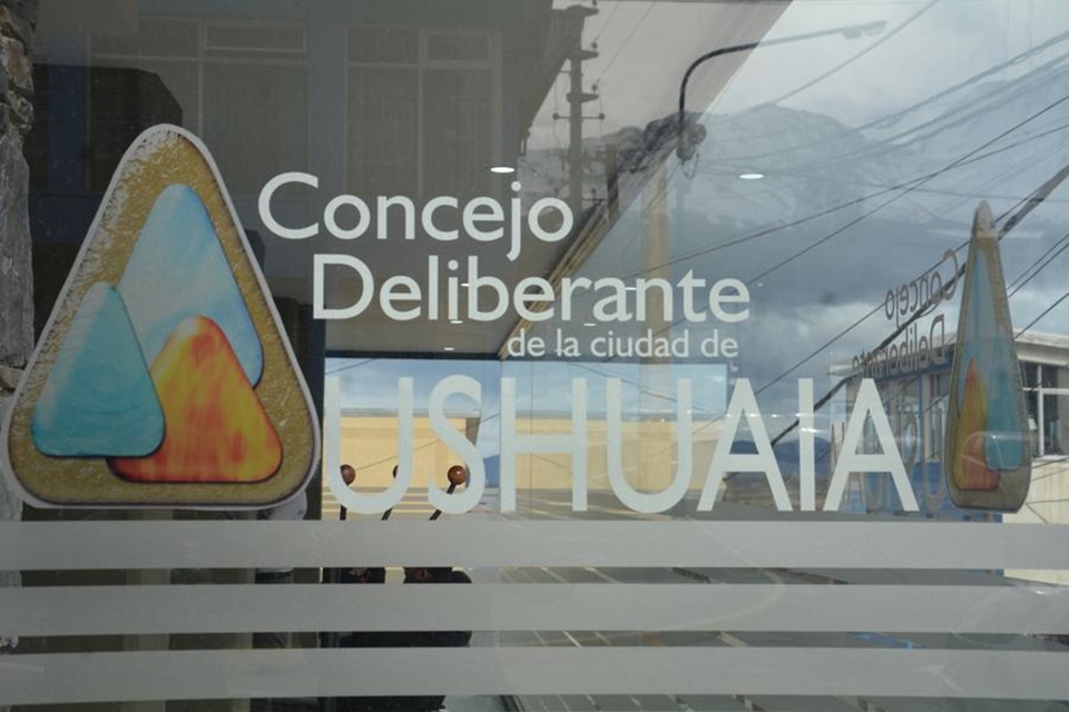 EL CONCEJO DELIBERANTE PROHIBIÓ EL USO DE APLICACIONES QUE ATENTEN CONTRA LAS LIBERTADES E INTIMIDAD DE LAS PERSONAS