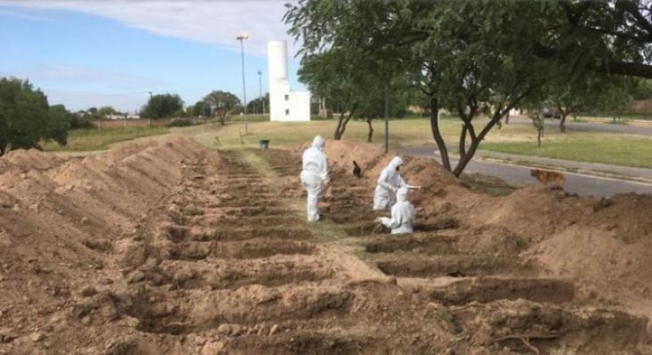 Cavan Cientos De Fosas En Un Cementerio De Córdoba Para Anticiparse A La Pandemia