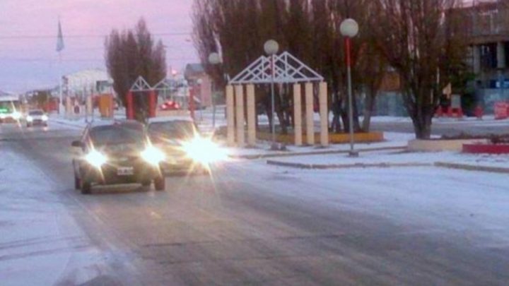 Defensa Civil brindó algunas recomendaciones para conductores ante la llegada del invierno