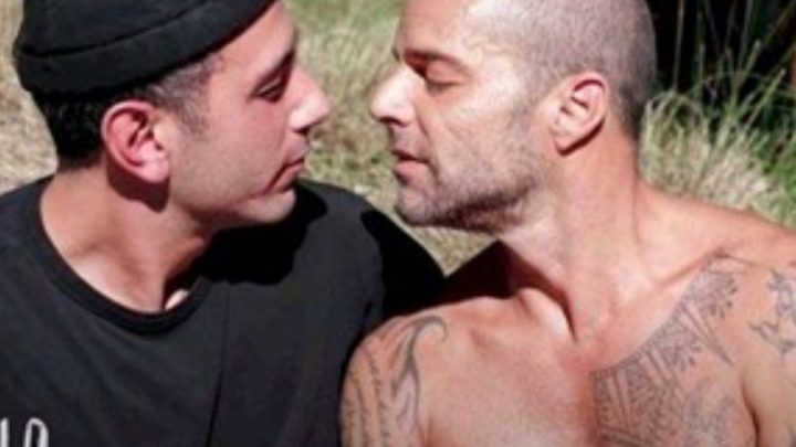 Ricky Martin y su esposo mostraron el backstage del beso para el video de Residente