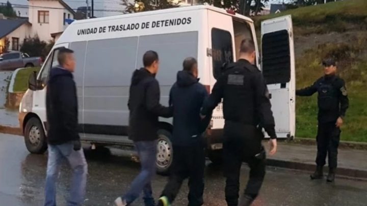 Aprobaron proyecto que limita las prisiones domiciliarias