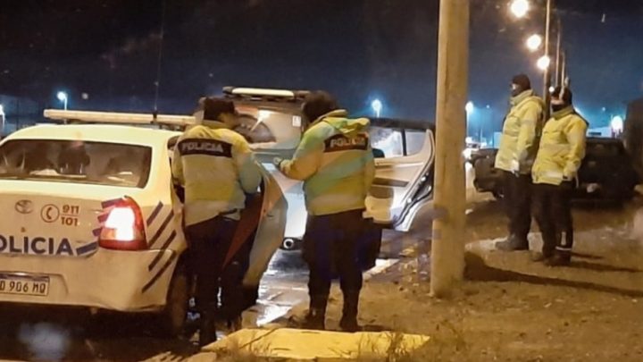 Importante operativo permitió secuestrar más de 20 kilos de marihuana en un bolso descartado en medio de una cinematográfica persecución por todo Río Grande