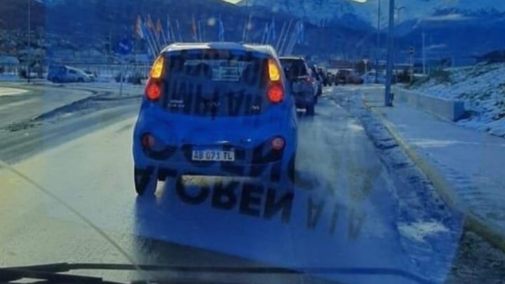 MÁS DE MIL DOCENTES PARTICIPARON DE LA CARAVANA PIDIENDO EL CUMPLIMIENTO DE PARITARIAS