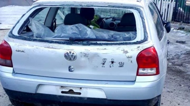 Dos demorados por robar un auto y desarmarlo para vender los repuestos