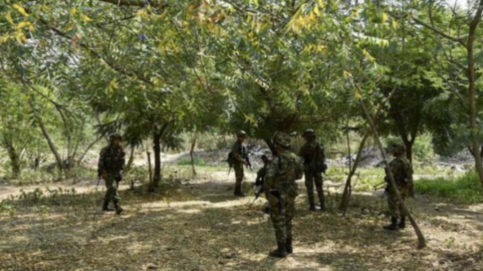 Siete militares colombianos admitieron haber violado a una niña indígena de 13 años Siete militares colombianos admitieron haber violado a una niña indígena de 13 años