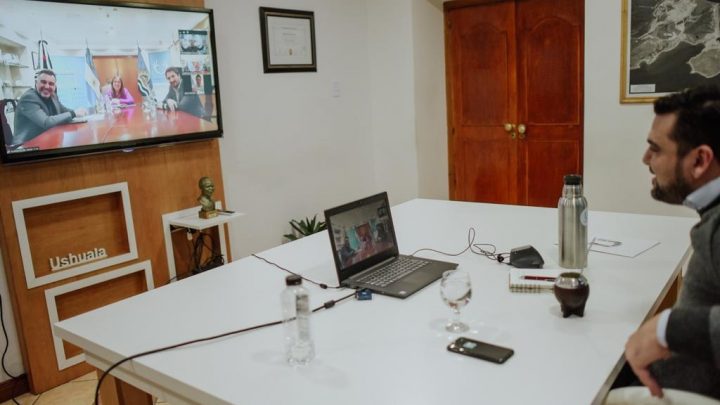 WALTER VUOTO JUNTO ALICIA KIRCHNER TRABAJAN EN UN PLAN REGIONAL DE REACTIVACIÓN DEL TURISMO