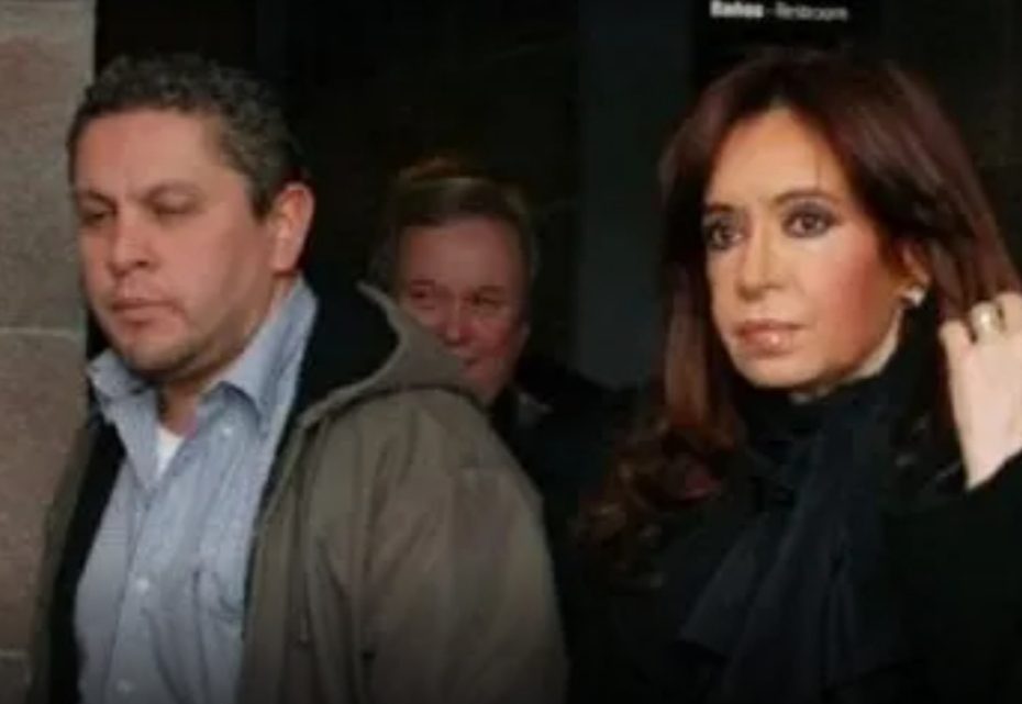 «Fue acuchillado por el cuello», el resultado de la autopsia del ex secretario de CFK «Fue acuchillado por el cuello», el resultado de la autopsia del ex secretario de CFK