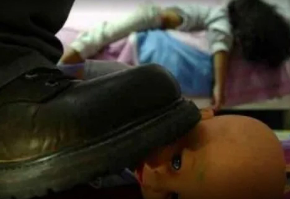Abuelo salteño violaba a sus nietas de 6 y 10 años: el horror duró una década Abuelo salteño violaba a sus nietas de 6 y 10 años: el horror duró una década