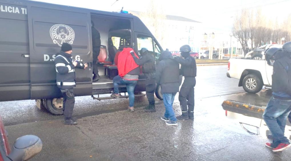 FUNCIONARIO DE MELELLA INPUTADO EN LA CAUSA DE DROGAS FACILITABA PERMISOS DE CIRCULACIÓN EN PLENA PANDEMIA FUNCIONARIO DE MELELLA INPUTADO EN LA CAUSA DE DROGAS FACILITABA PERMISOS DE CIRCULACIÓN EN PLENA PANDEMIA