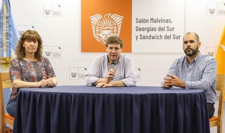 Ausentes: Rebrota el virus por todos lados y el Gobierno no hace nada