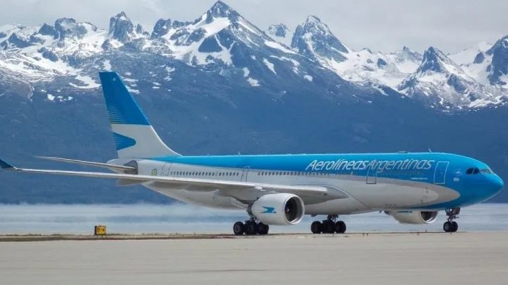 Atención: Aerolíneas Argentinas reprogramó 3 vuelos hacia Tierra del Fuego