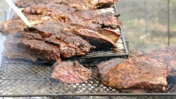 «Don Ávila» fue de asado en asado y contagió a 300 personas