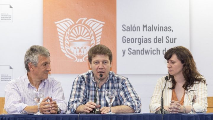 Melella ya arrancó con la persecución a los medios