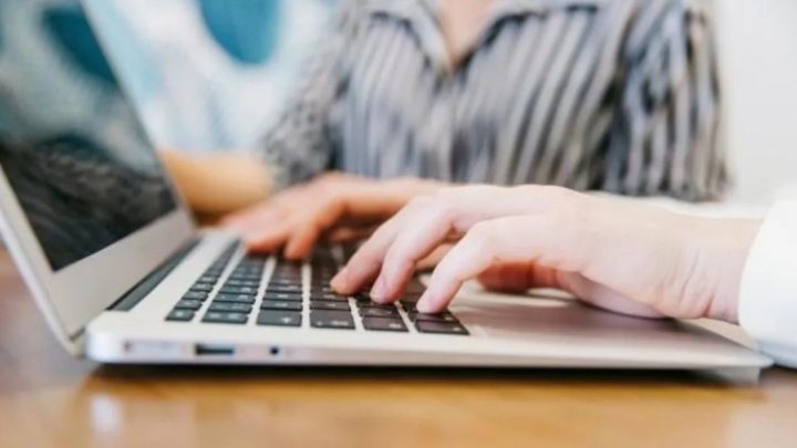 Microsoft y LinkedIn ofrecen cursos gratis para capacitar a desempleados