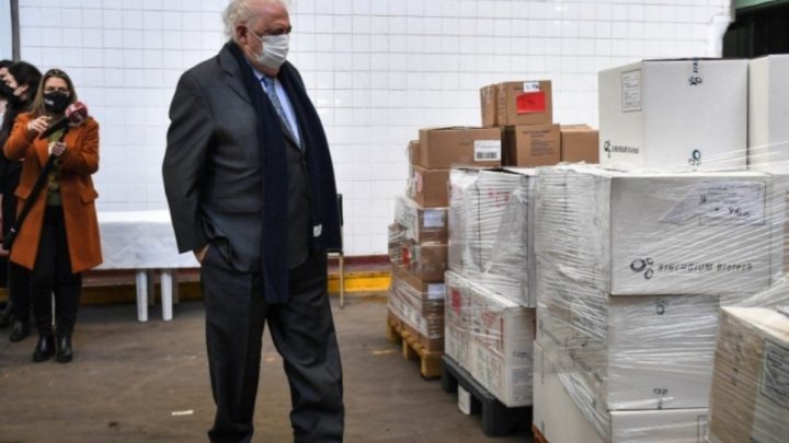 Encuentran 12 millones de vacunas vencidas que el gobierno de Macri nunca entregó