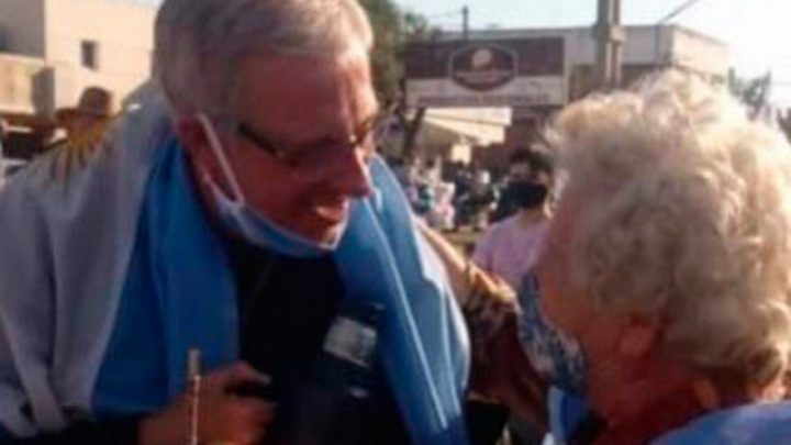 El intendente de Avellaneda tiene coronavirus: había estado en la marcha anticuarentena