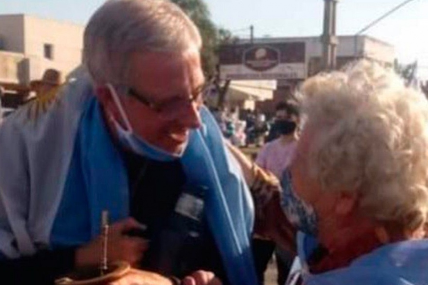 El intendente de Avellaneda tiene coronavirus: había estado en la marcha anticuarentena El intendente de Avellaneda tiene coronavirus: había estado en la marcha anticuarentena