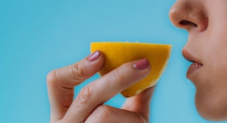 Pérdida del olfato y gusto: cómo diferenciar si son síntomas de coronavirus o de un resfriado común Pérdida del olfato y gusto: cómo diferenciar si son síntomas de coronavirus o de un resfriado común
