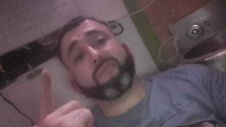 Indignante: La selfie del asesino de Adrian Garelli desde la cárcel