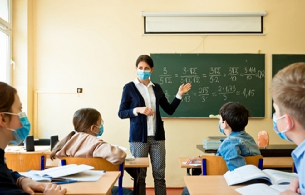 Educacion no habrá alumnos repitientes y no hay fecha para la vuelta a clases en TDF