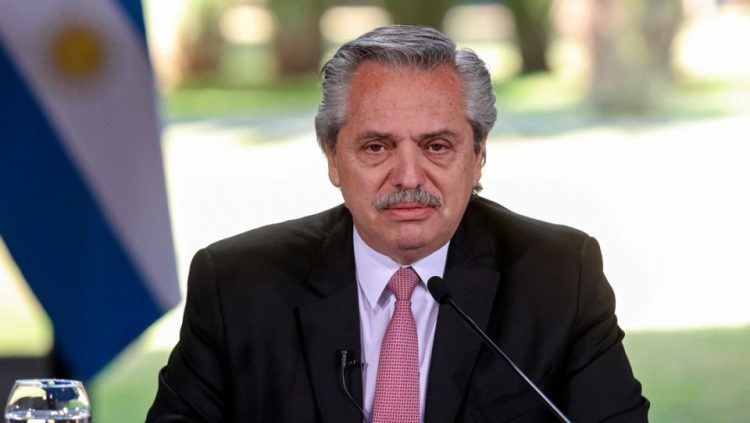 Alberto Fernández: “A la Argentina le fue mejor con el coronavirus que con el gobierno de Macri” Alberto Fernández: “A la Argentina le fue mejor con el coronavirus que con el gobierno de Macri”