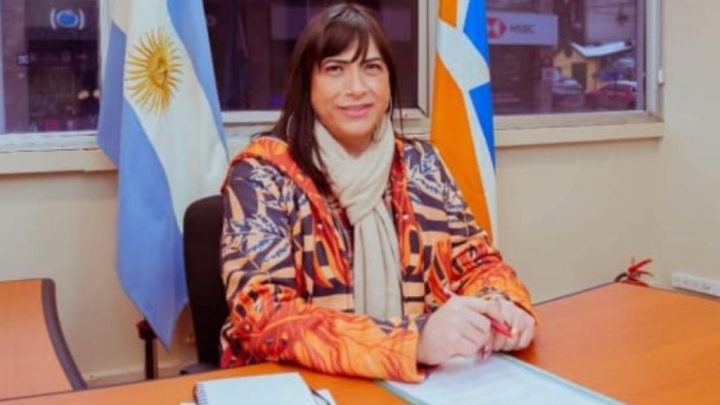 EN EL GABINETE DE MELELLA SE ENTUSIASMAN CON CONSTRUIR EL PRIMER BARRIO TRANS DEL IPV