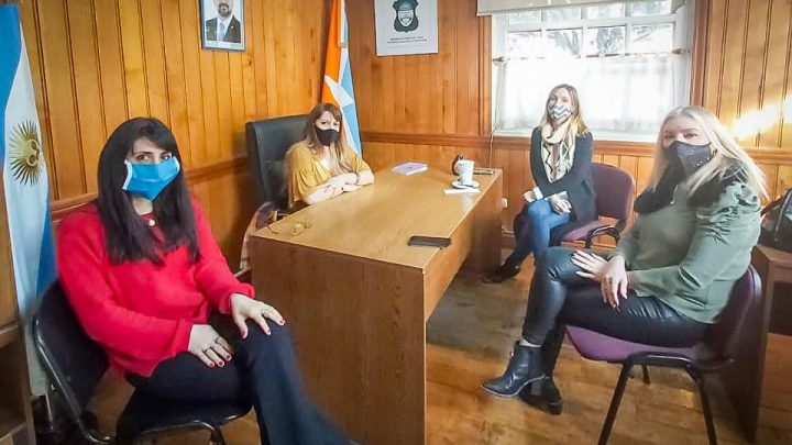 LA SECRETARÍA DE LA MUJER Y NEWSAN ARTICULAN UNA AGENDA COMÚN