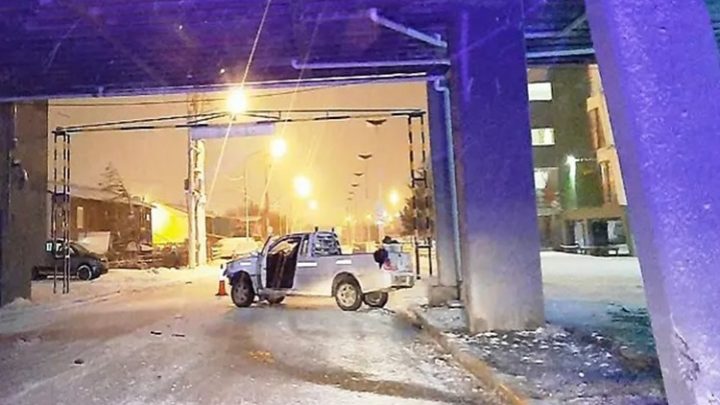 Choco borracho, huyo a pie y fue detenido en la madrugada en Ushuaia