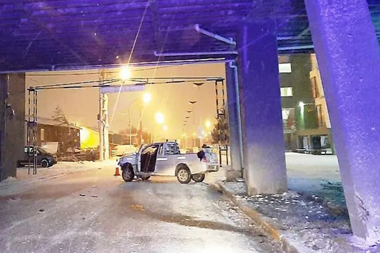 Choco borracho, huyo a pie y fue detenido en la madrugada en Ushuaia