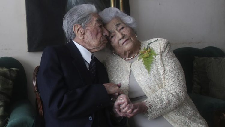 Se casaron en secreto hace 79 años y son la pareja más longeva del mundo Se casaron en secreto hace 79 años y son la pareja más longeva del mundo