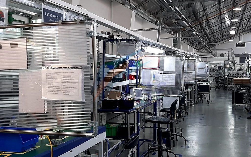 Más de 200 operarios PPD y contratos fueron cesanteados en la planta Iatec Más de 200 operarios PPD y contratos fueron cesanteados en la planta Iatec