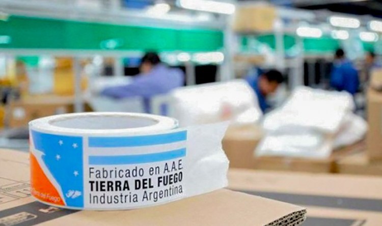 URGENTE: Las electrónicas y textiles reabrirán sus puertas el lunes URGENTE: Las electrónicas y textiles reabrirán sus puertas el lunes