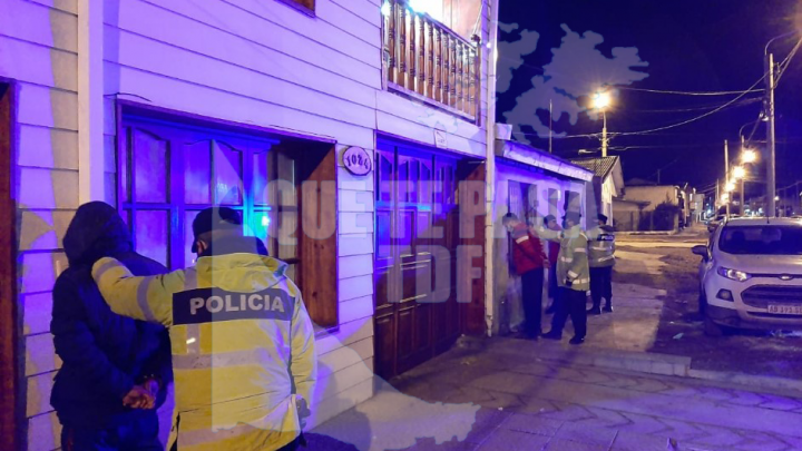 No aprendemos más: Cinco detenidos por violar la cuarentena en Río Grande