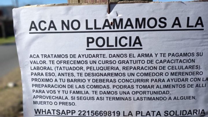“Acá no llamamos a la policía, acá tratamos de ayudarte”, el conmovedor mensaje de un grupo de vecinos