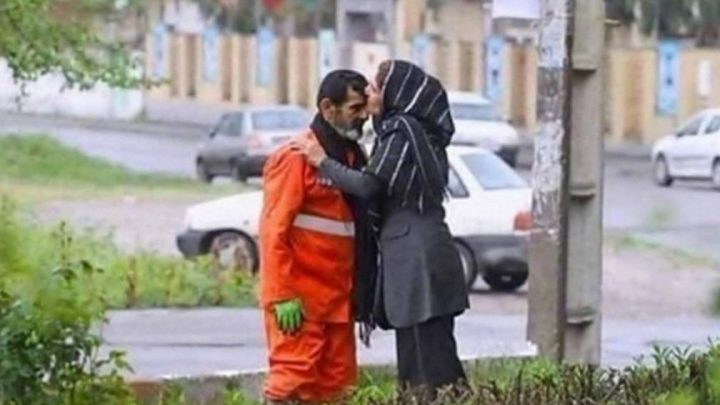 El orgullo de una hija ante el trabajo de su padre: «Es barrendero, te quiero»